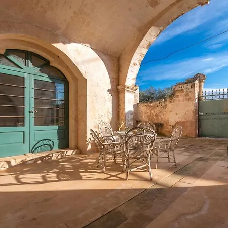 La Fragna Bed & Breakfast *